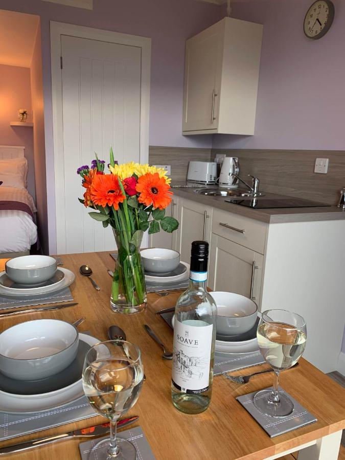 Hebridean Holiday Cabins Breasclete Екстериор снимка