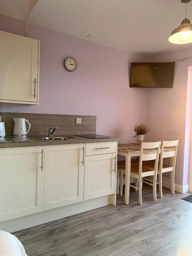 Hebridean Holiday Cabins Breasclete Екстериор снимка