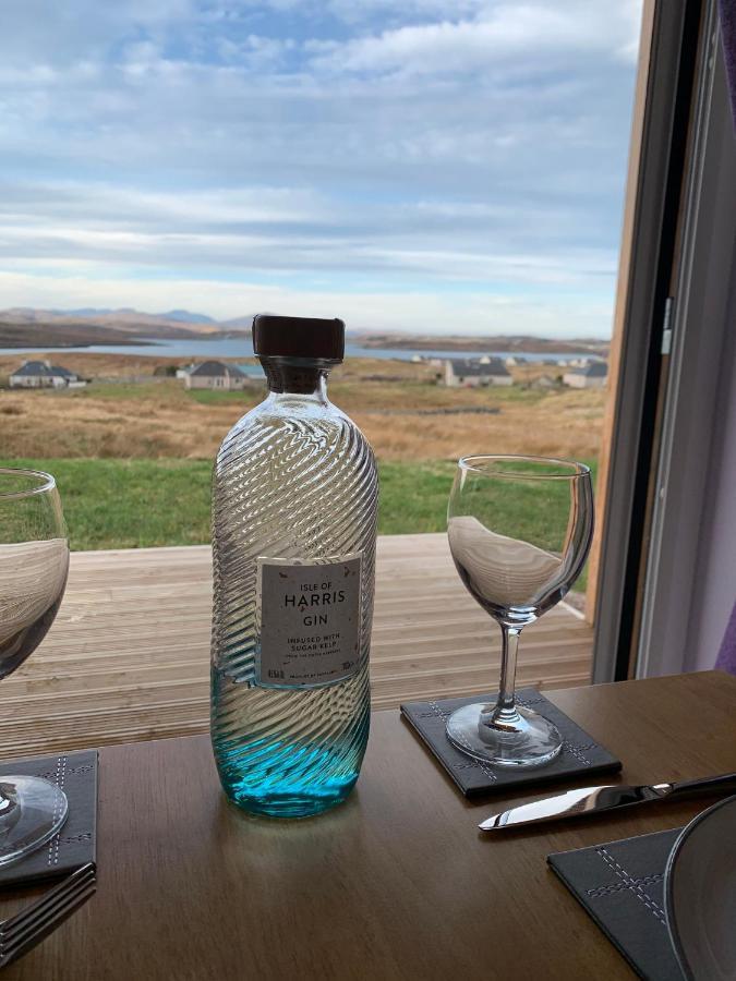 Hebridean Holiday Cabins Breasclete Екстериор снимка