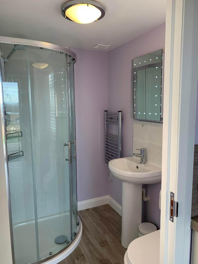Hebridean Holiday Cabins Breasclete Екстериор снимка